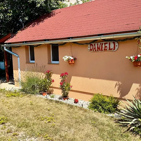 Dovolenkový dom Danieli Sturovo